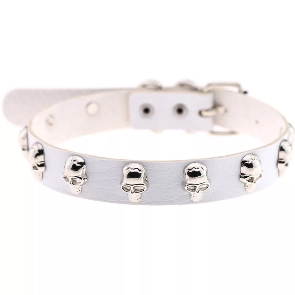 💀 silver skull studded white leather choker 💀
